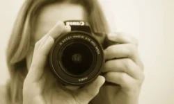 Best DSLR Camera Under 25000